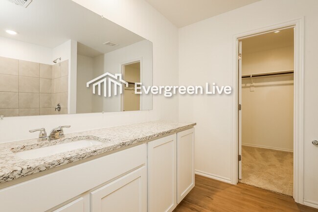 Building Photo - 3720 Palmetto Bluff Dr