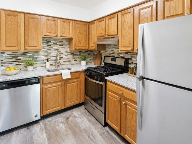 Building Photo - Chesterfield Apartment Homes