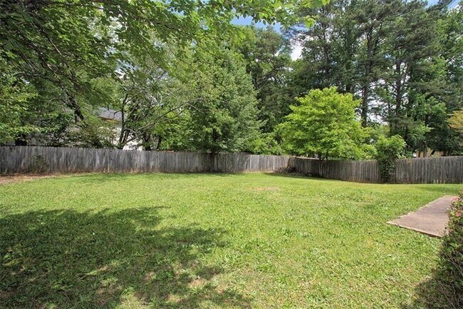 Building Photo - 1381 Omie Way