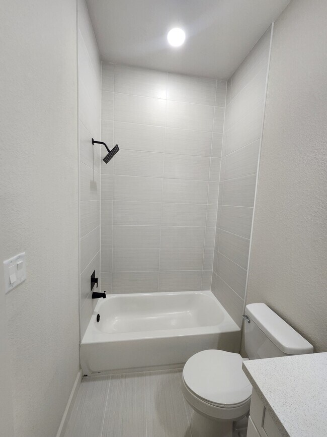 Building Photo - 9711 Cargill St