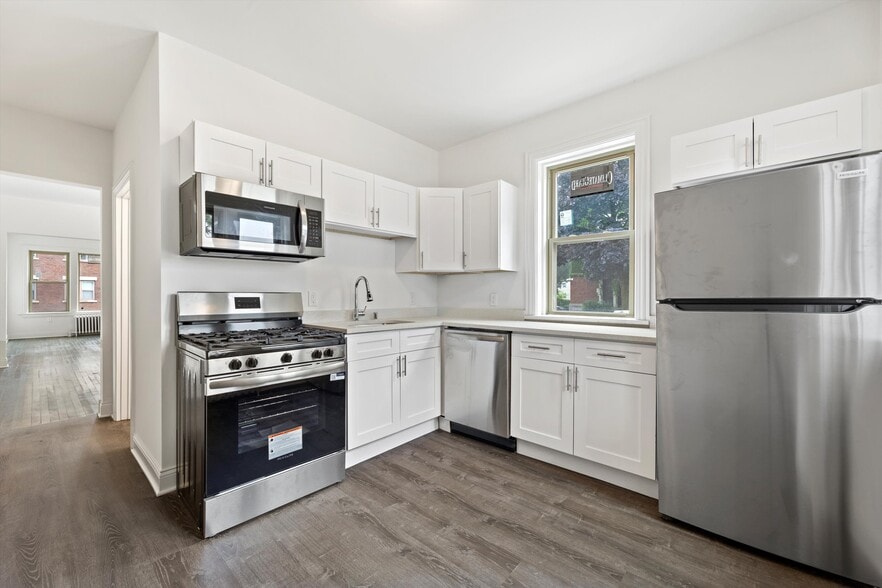 Primary Photo - Richmond Apartments