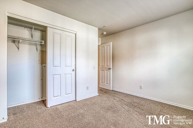 Building Photo - Bright & Open Living in Tanasbourne Tech Corridor