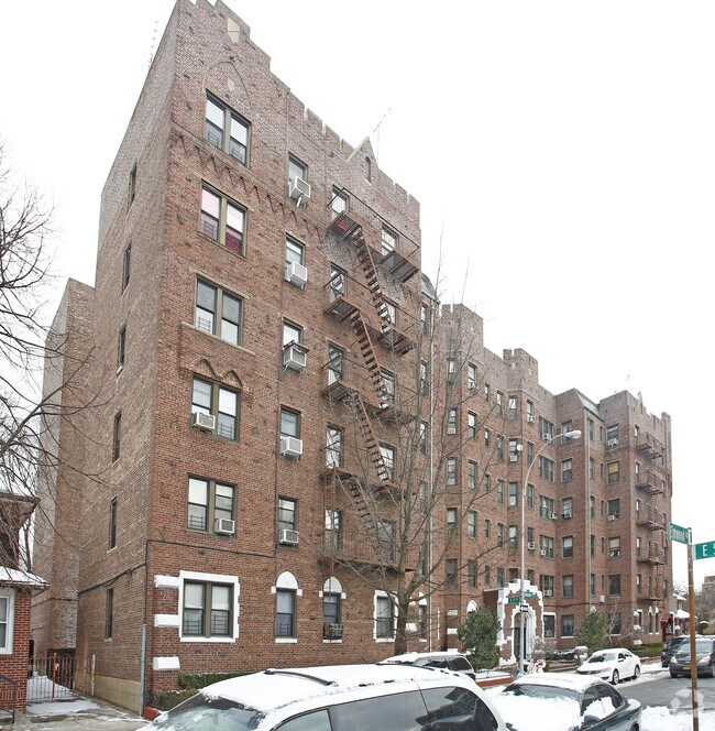 Building Photo - 505 Elmwood Avenue