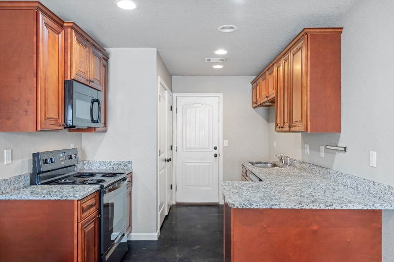 Building Photo - 19 Lawrence Rd 434