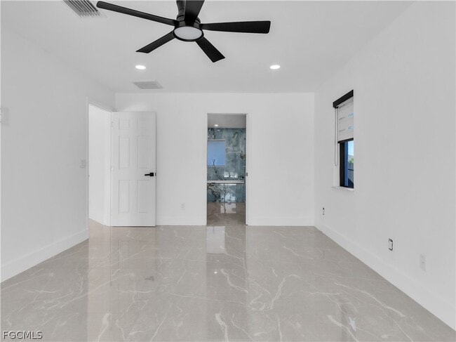 Building Photo - 2836 NW 5th St