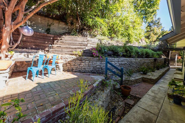 Building Photo - 4053 Cromwell Ave