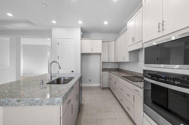 Building Photo - 14208 Lacebark Ln