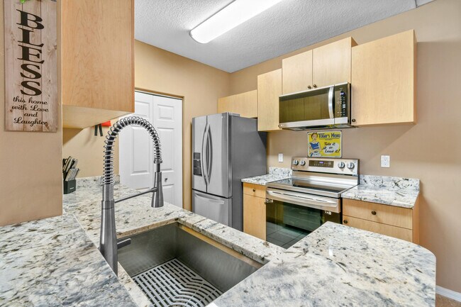 Building Photo - 10354 Fox Trail Rd S