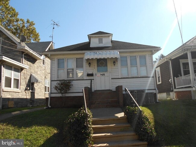 Building Photo - 1059 Lalor St
