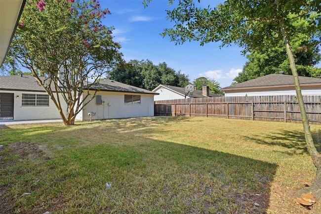 Building Photo - 2506 Nightowl Trail