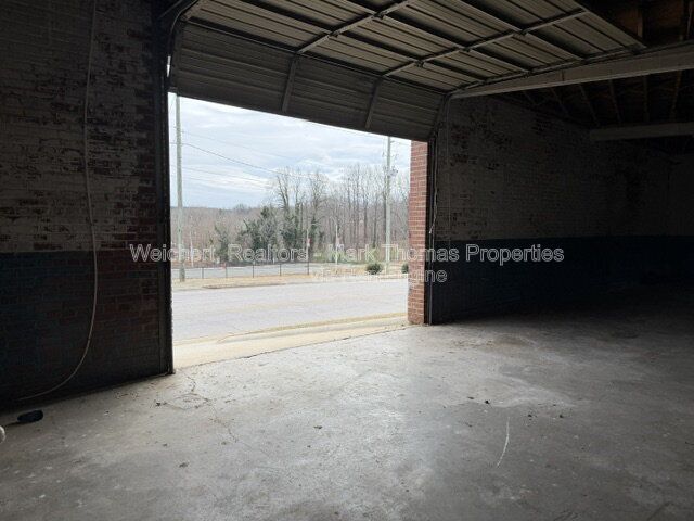 Building Photo - 141 Depot St