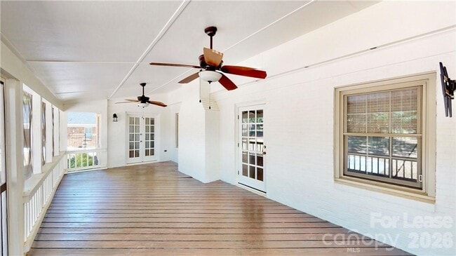 Building Photo - 6810 Rosemary Ln