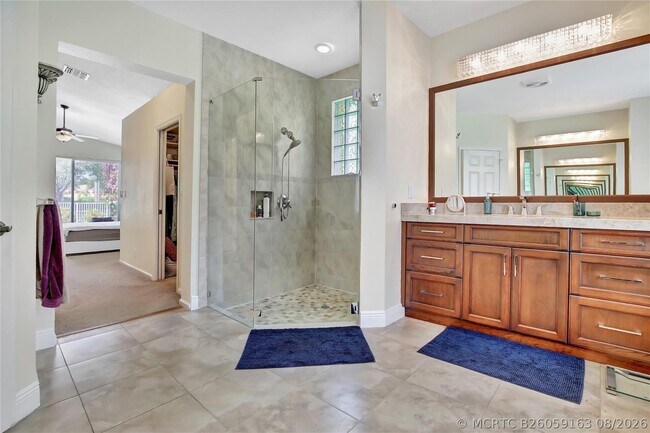 Building Photo - 4070 Sanderling Ln
