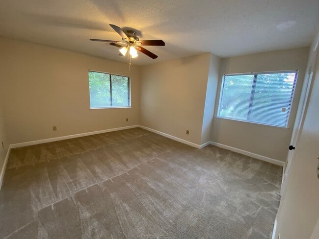 Building Photo - 5005 Wingate Way