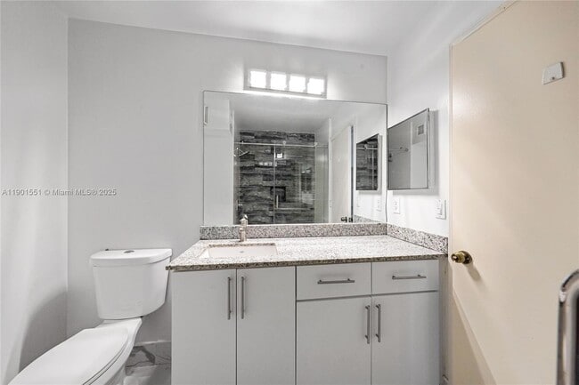 Building Photo - 2267 Cordoba Bend