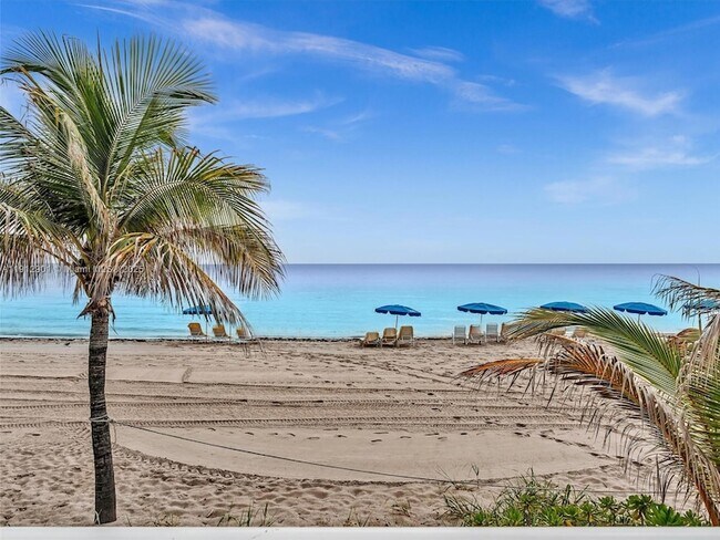 Building Photo - 2030 S Ocean Dr