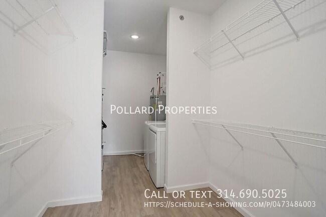 Building Photo - 810 Parkview Dr