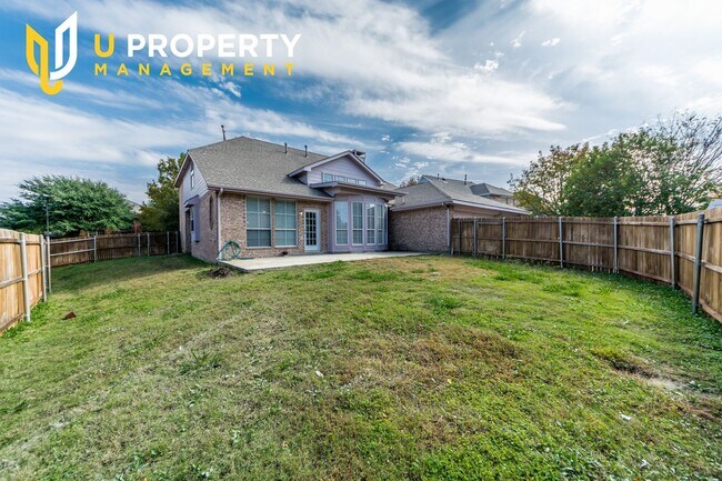 Building Photo - 6 Bedrooms, 3 garage space house. US75 & A...