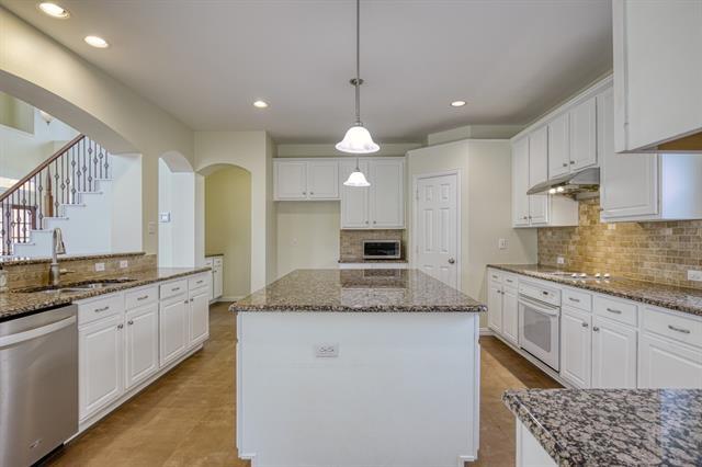 Building Photo - 4528 Oak Shores Dr