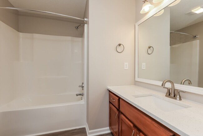 Building Photo - 318 Gallop Ln