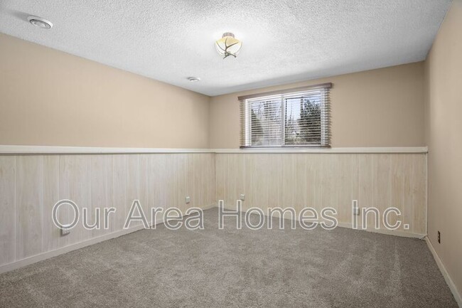 Building Photo - 4850 McAllister Ave NE