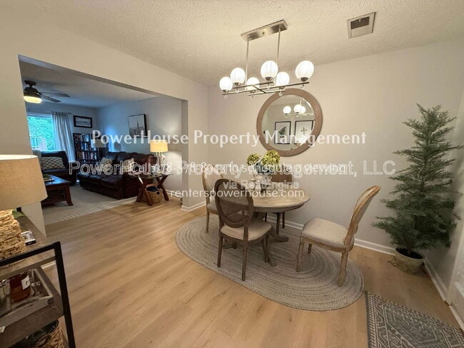 Building Photo - 179 High Creek Dr