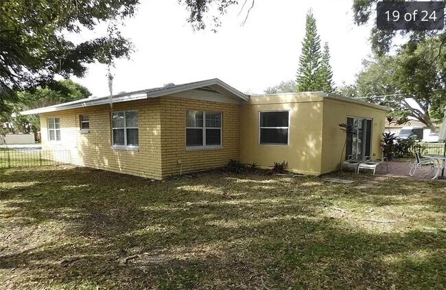 Building Photo - 8185 Longbay Blvd