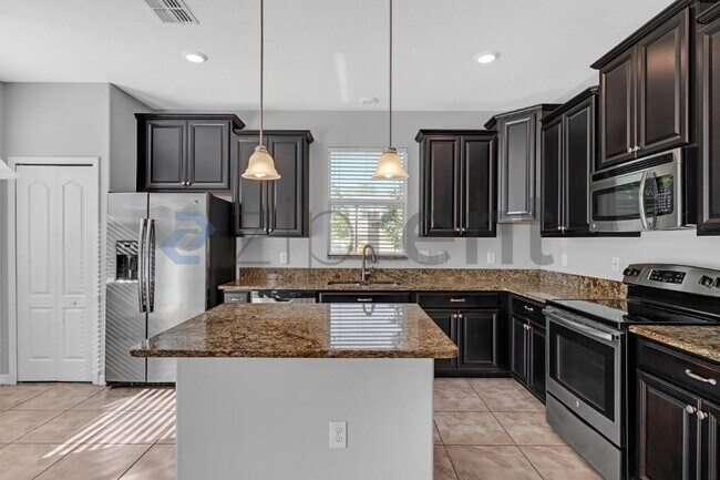 Building Photo - 16622 Myrtle Sand Dr