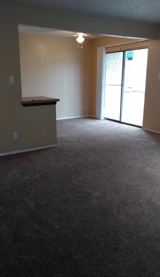 Country Park Apartments 5282 Professional Dr Wichita Falls TX 76302