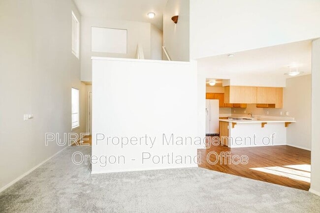 Building Photo - 1434 NE Birkshire Ct