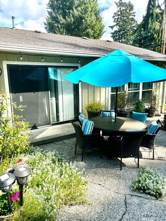 Building Photo - Cozy & Private Fircrest Unit with Garden Space