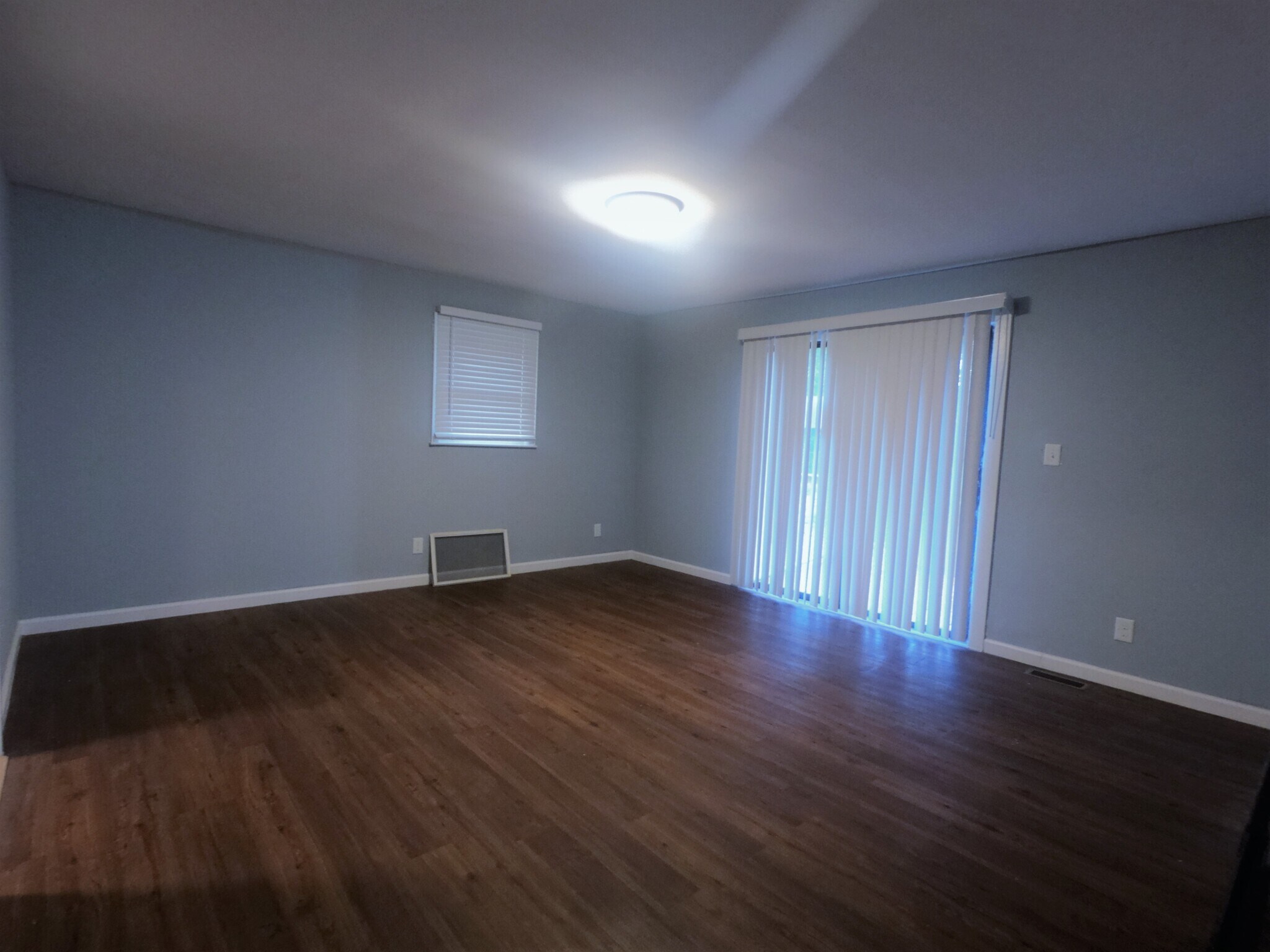 Livingroom - 2409 Boiling Springs Rd