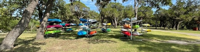 Building Photo - 4 BR / 2 BA - 1813 SF One-Story Home - Lago Vista!