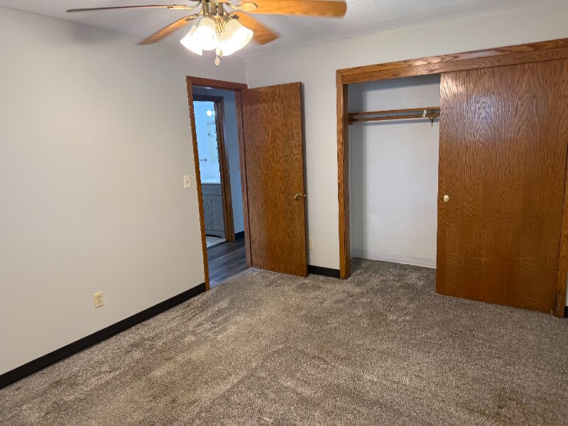 Building Photo - 404 5th Ave E