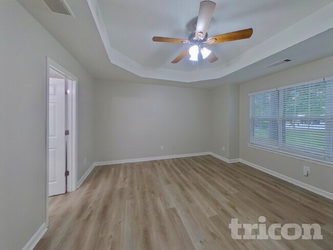 Building Photo - 628 Fairgreen Trail