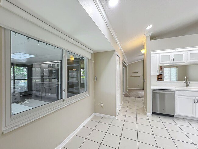 Building Photo - Elegant 4-Bed Winter Park Home with Oversized Hot Tub & Scenic Setting