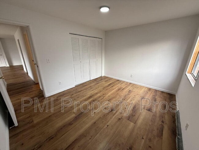 Building Photo - 139 Heidel Rd