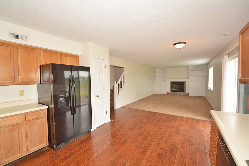 Building Photo - 453 Yorktown Ln