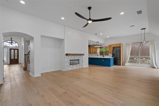 Building Photo - 12105 Portobella Dr