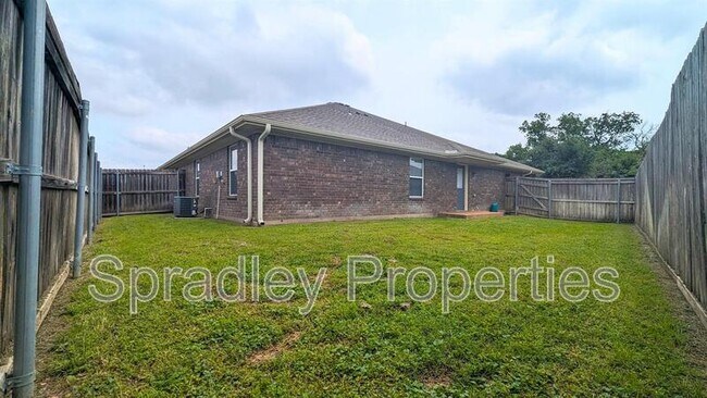 Building Photo - 506 A Pepper Spring Ct
