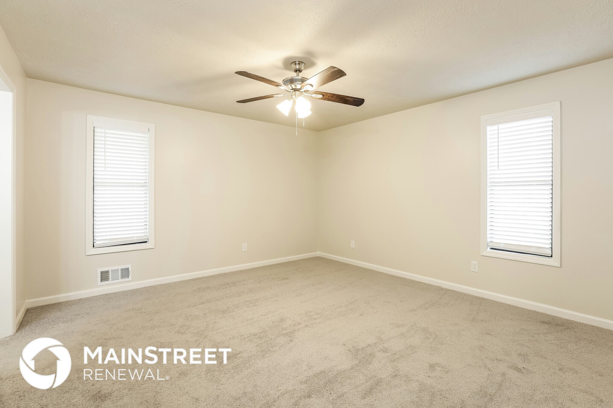 Building Photo - 4771 N Springs Rd NW