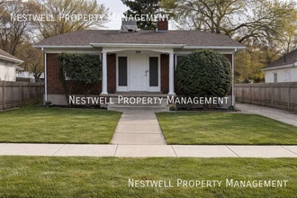 Building Photo - 454 E Bryan Ave