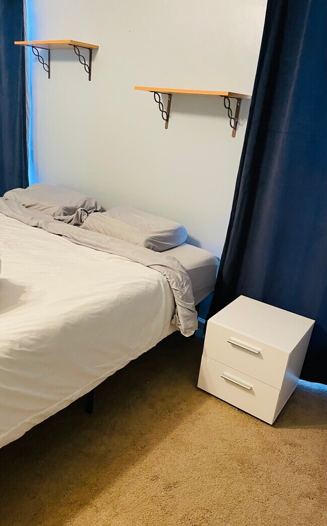 Building Photo - 205 Marcie Rush Ln