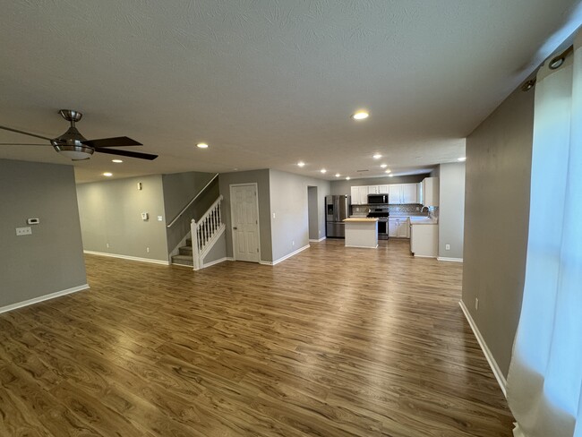 Building Photo - 15031 Tiki Trail