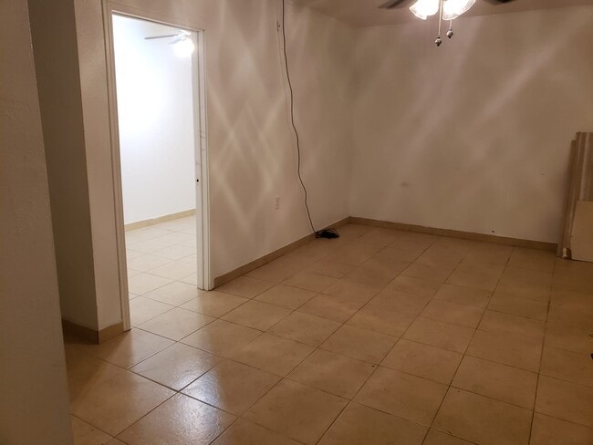 Building Photo - 8715 Sherrywood Dr