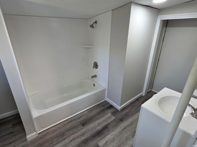 Building Photo - 921 W Gourley Pike