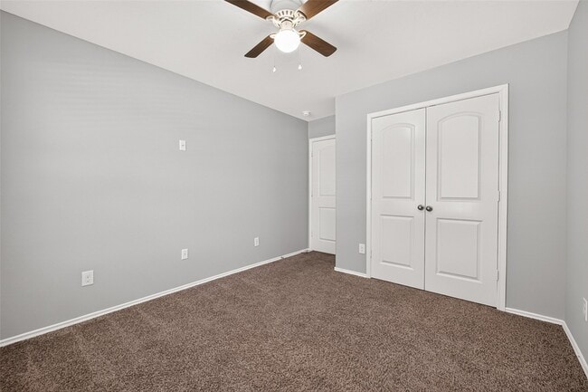 Building Photo - 6014 Namika St