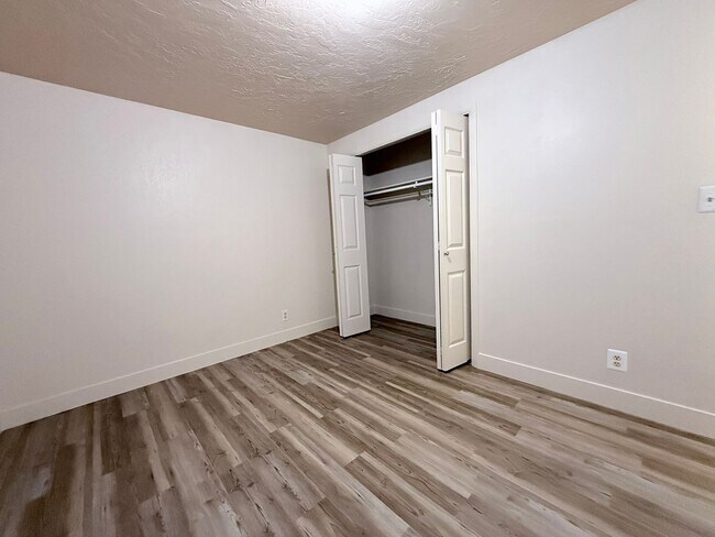 Building Photo - 236 Quail Ridge Dr