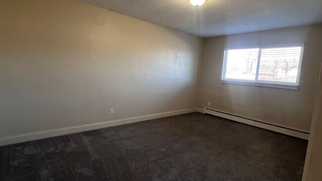 Building Photo - 4203 Forrest Hill Rd