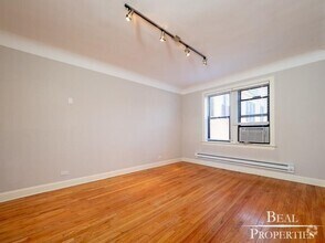 Building Photo - 1 bedroom in CHICAGO IL 60647